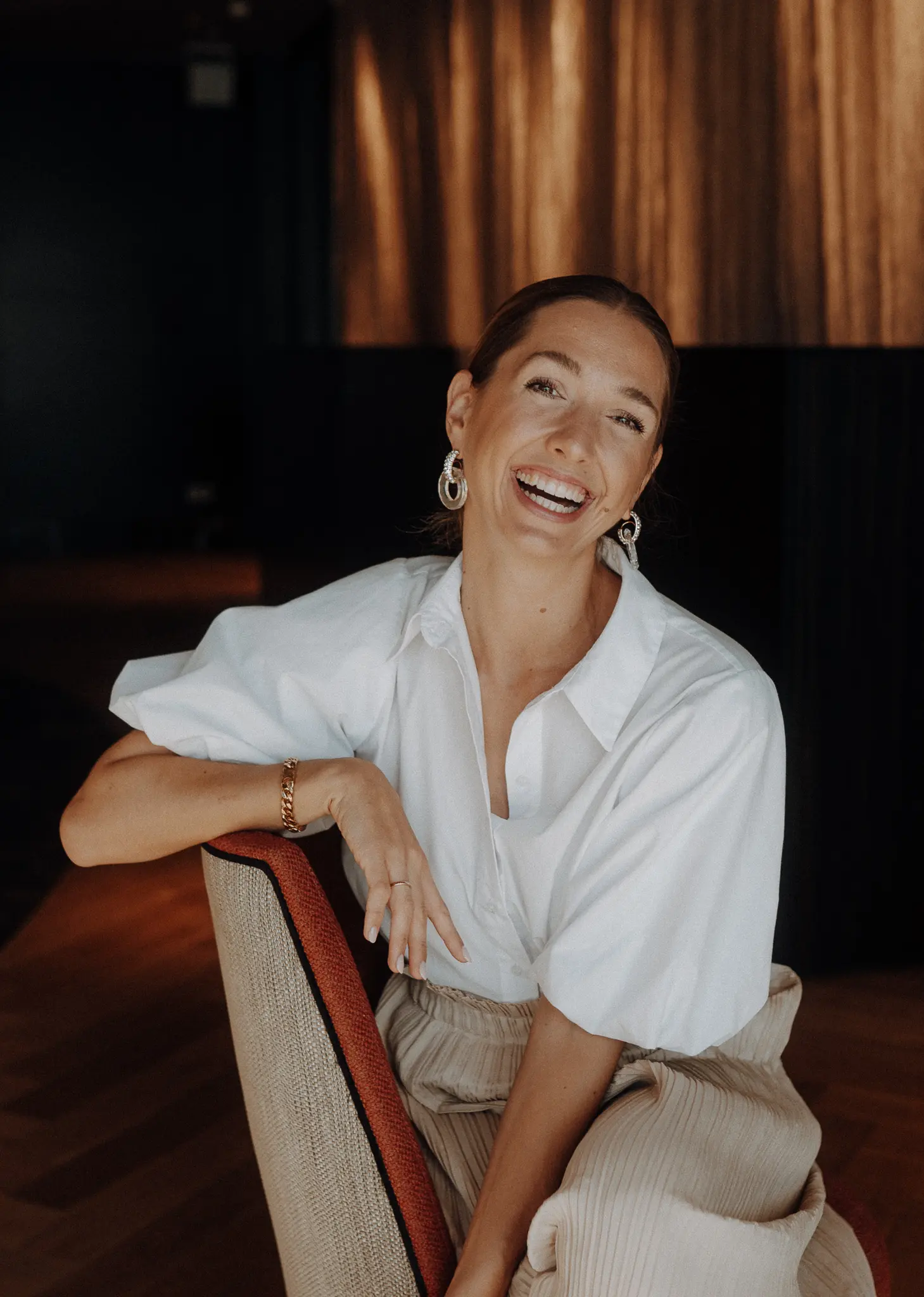 Marie Alsleben, Gründerin der German Wedding Academy, mit natürlichem Lächeln und stilvollem Auftritt – deine Mentorin für Erfolg in der Hochzeitsbranche